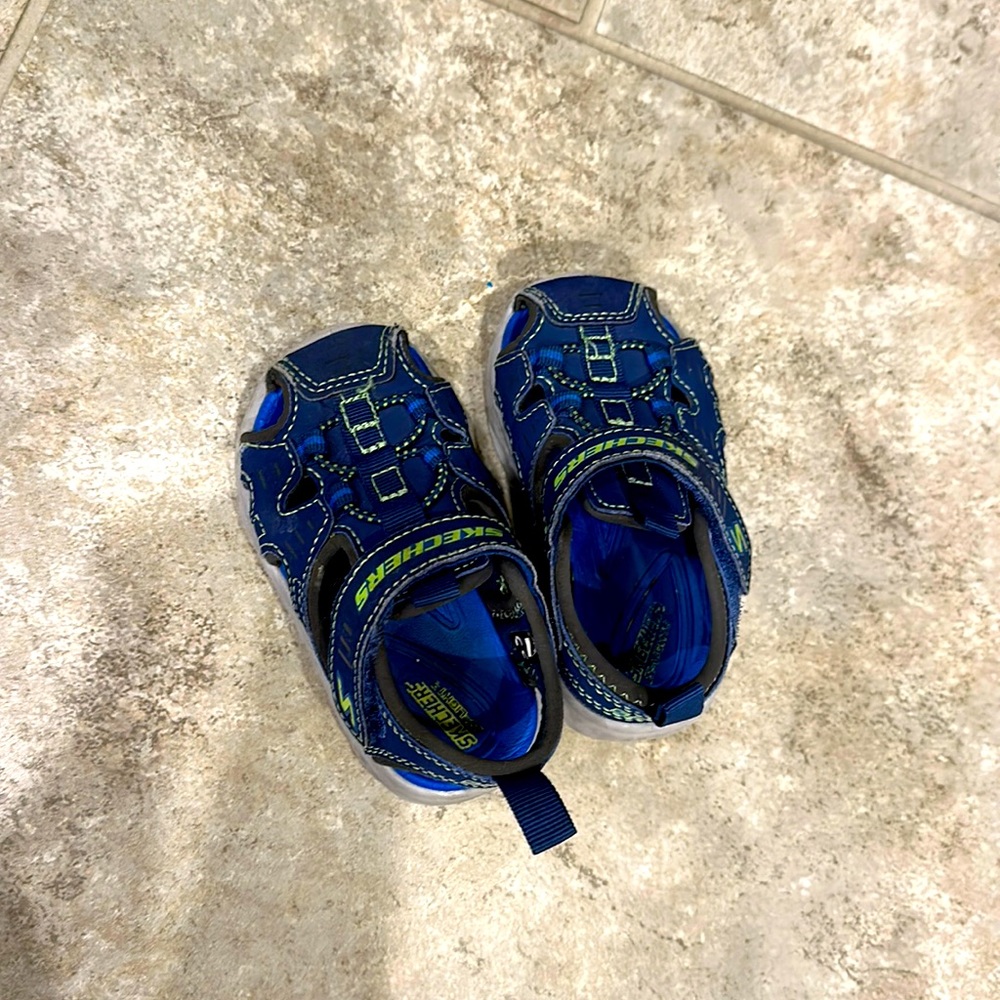 Skechers Shoes for Boys size 6